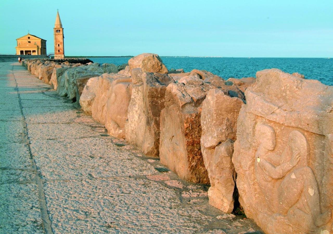 Maestrale Canova Apartments Caorle Buitenkant foto